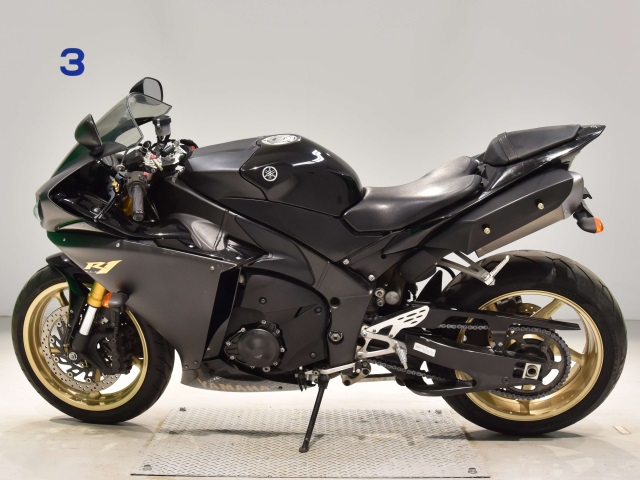 Мотоцикл Yamaha YZF-R1