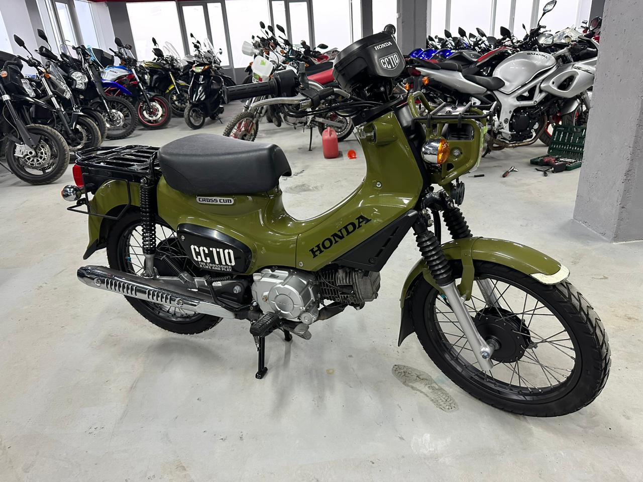 Мотоцикл HONDA Super CUB 110