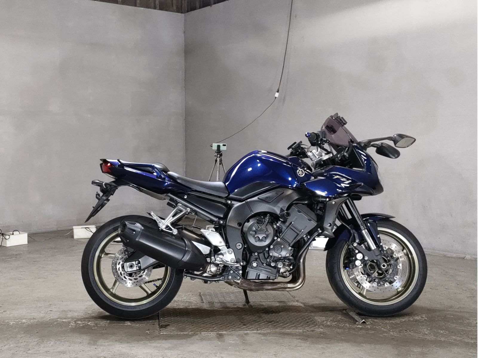 Мотоцикл Yamaha FZ-1 FAZER