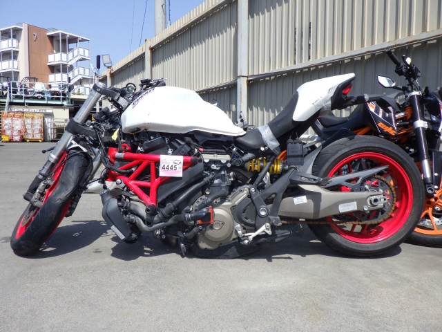 Мотоцикл Ducati MONSTER 821