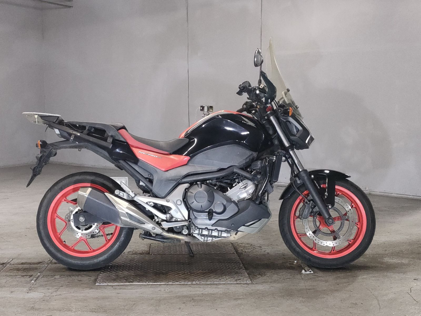 Мотоцикл Honda NC750S ABS
