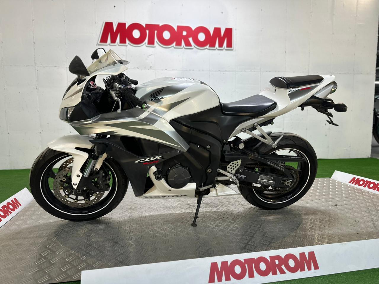 Мотоцикл Honda CBR600RR