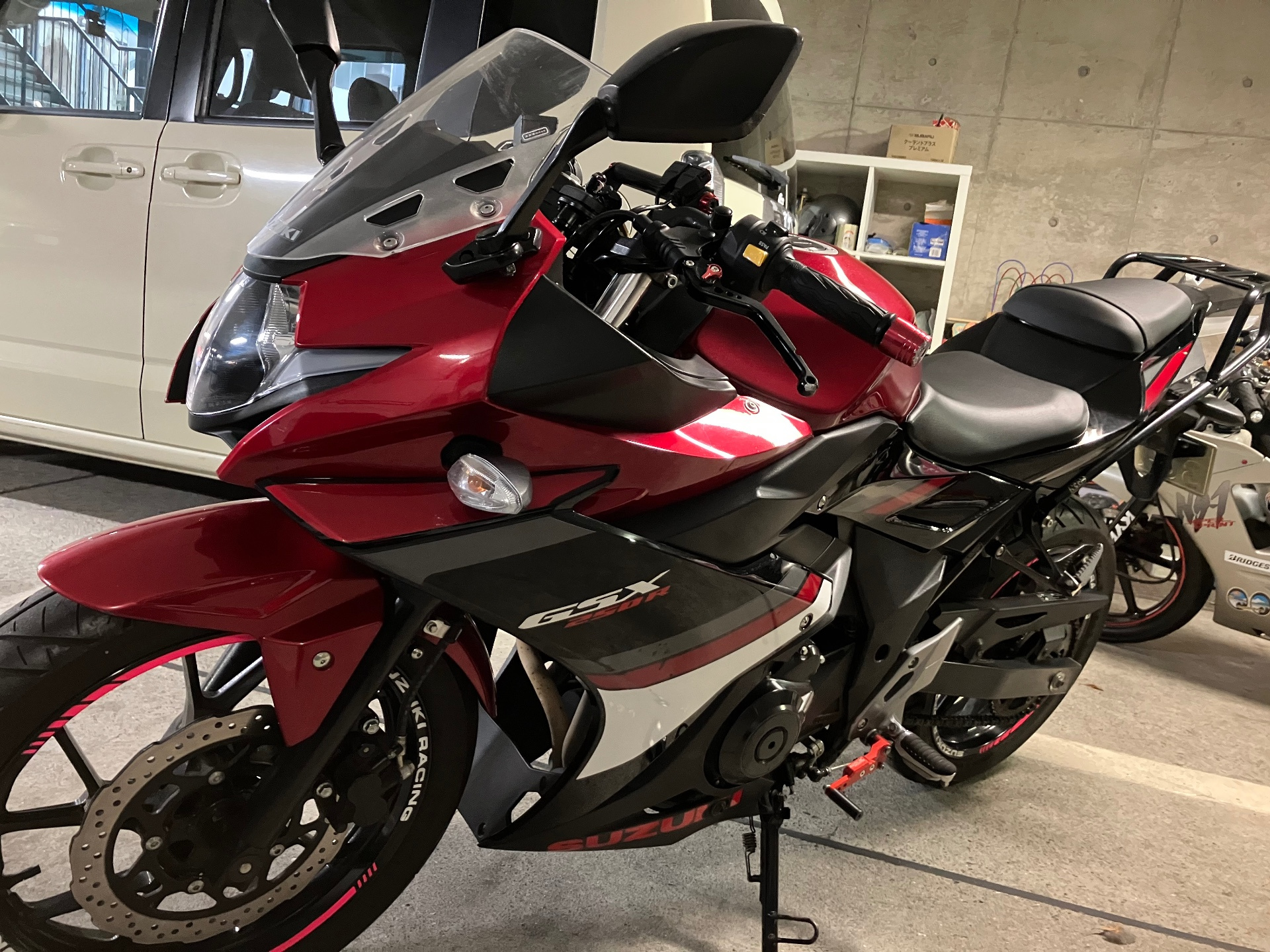 Мотоцикл Suzuki GSX250R